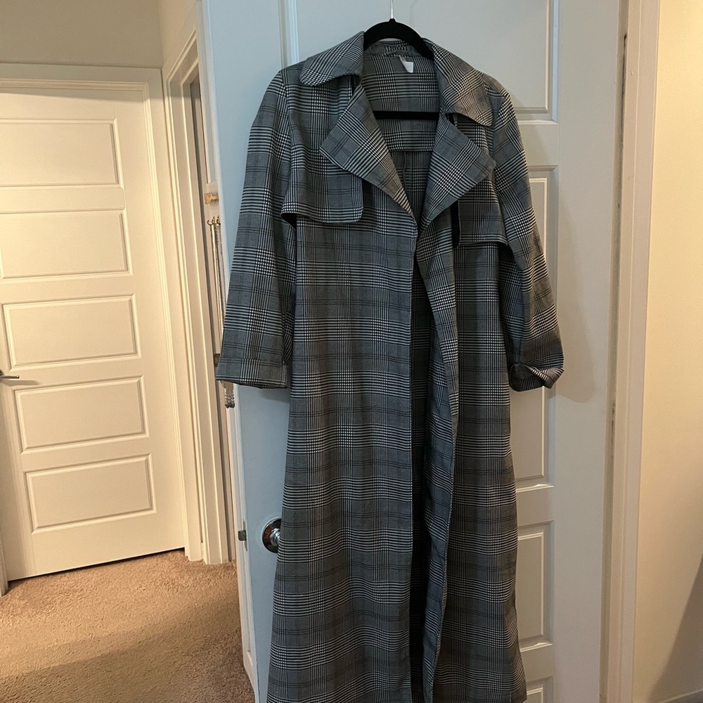 Blue blush trenchcoat in a gorgeous black plaid